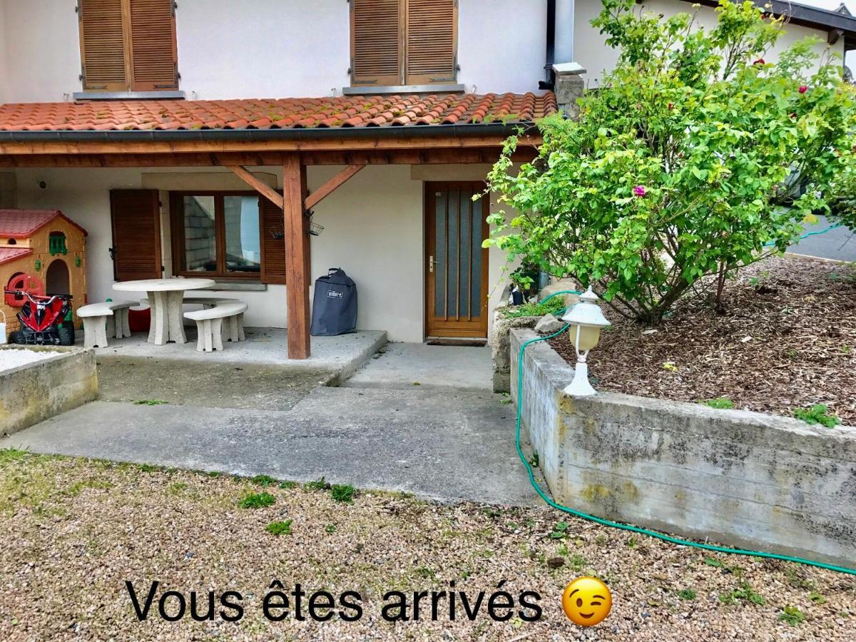 Spacieux Appartement 110M2 Avec Terrasse Privative Beauregard-Vendon Esterno foto